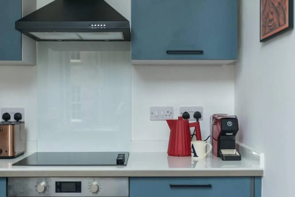 Newly Refurbished City Centre Chic Pad Edimburgo 0*,